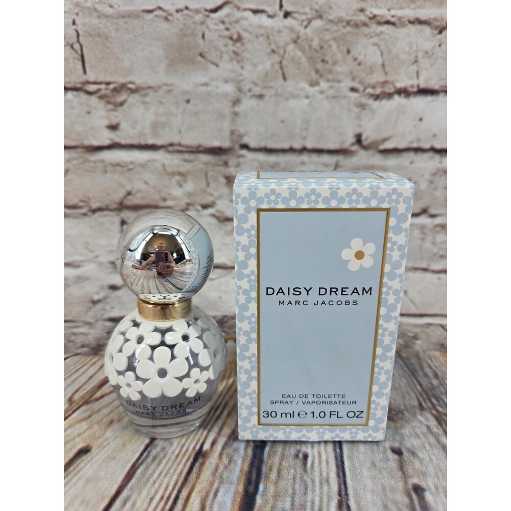 Daisy Dream Marc Jacobs Perfume Soray 30ml 1.0 fl oz NEW - Picture 6 of 6